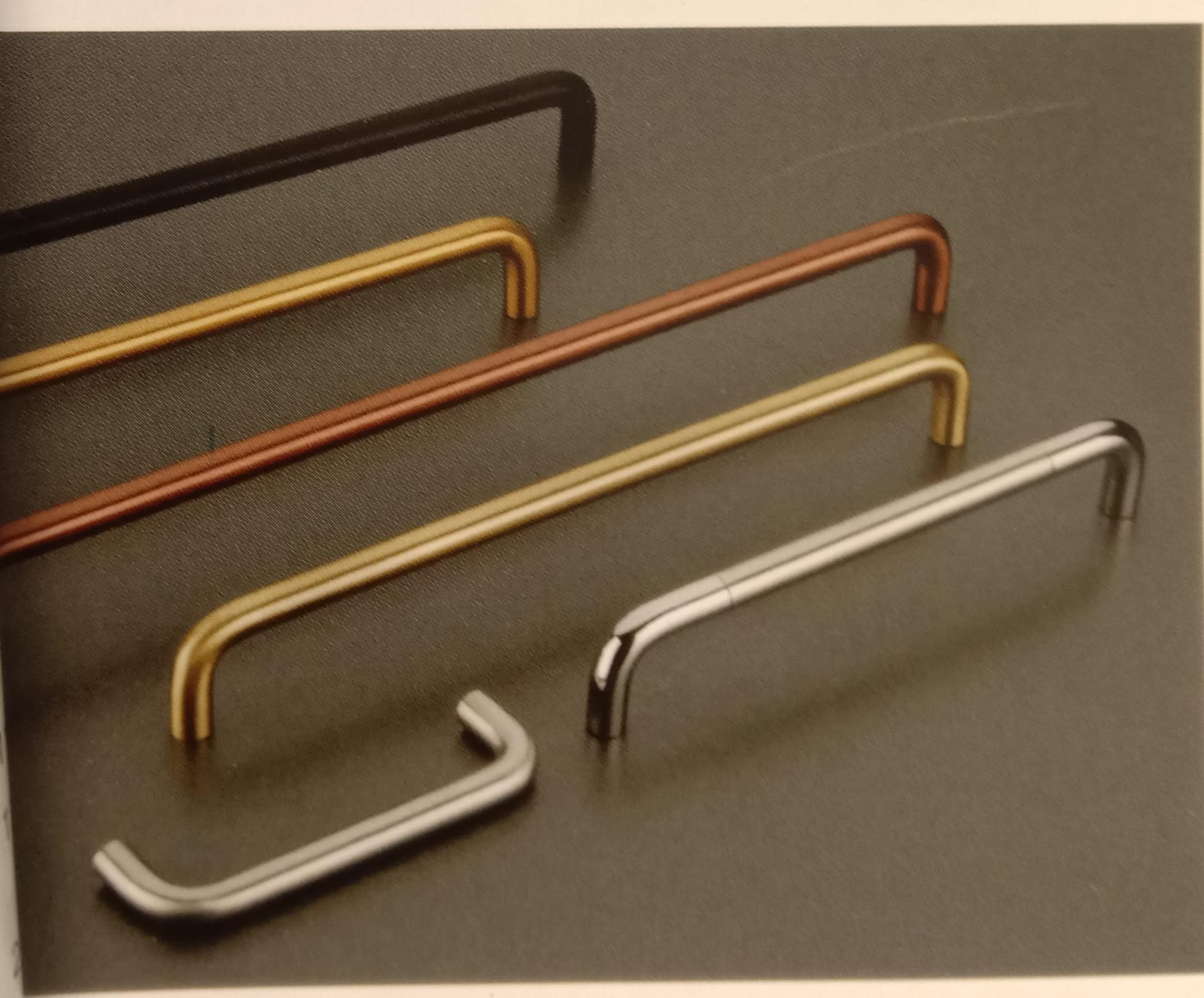 DECOWELL WARDROBE/CABINET HANDLE SD-(10mm)